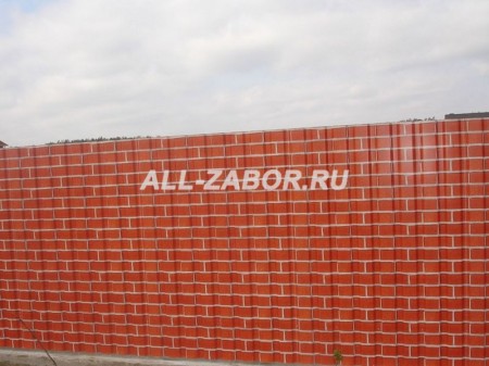 Забор из профнастила с покрытием Red Brick